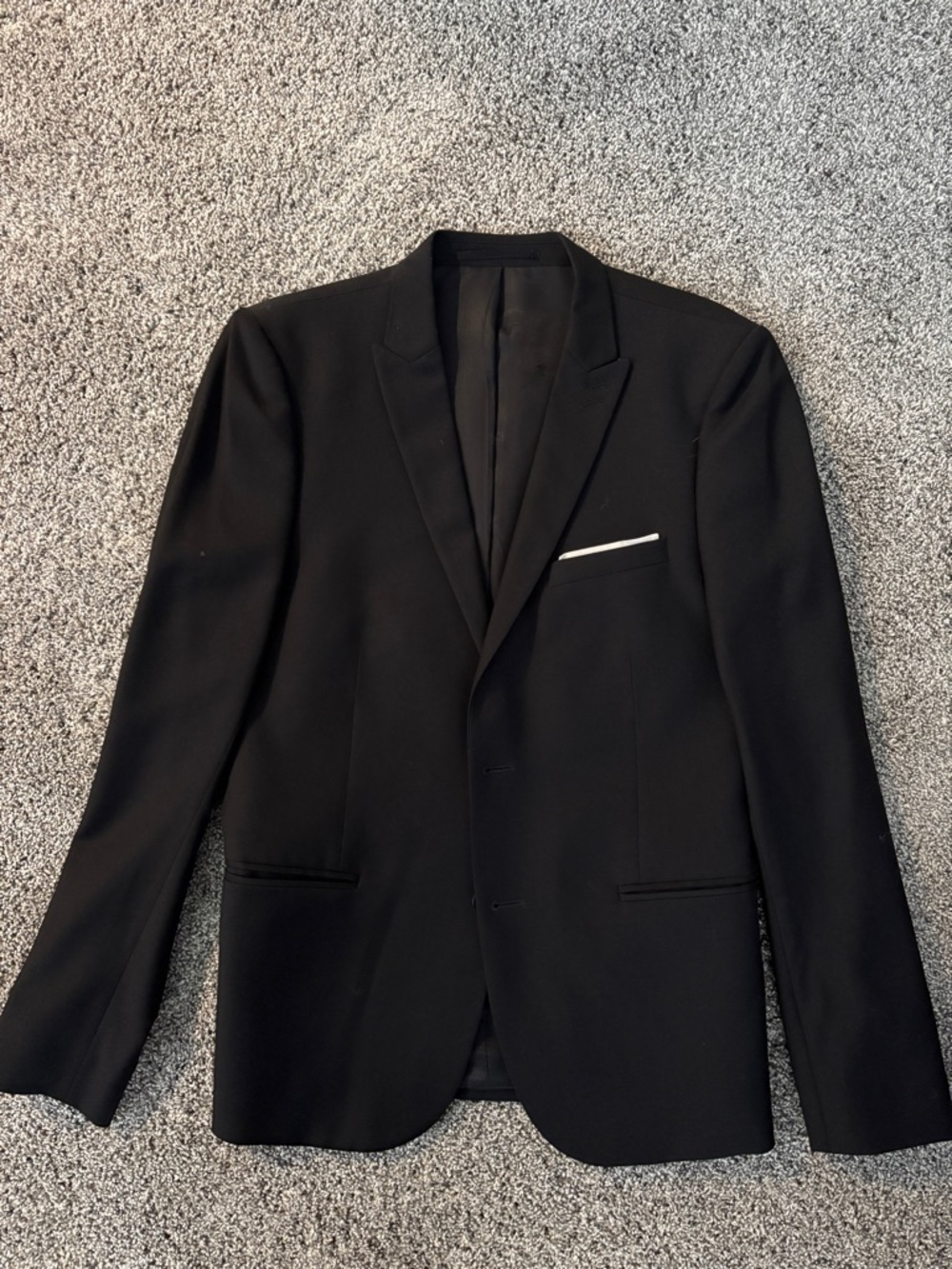 The Kooples Black Single-Breasted Black Suit with Pocket Square Detail